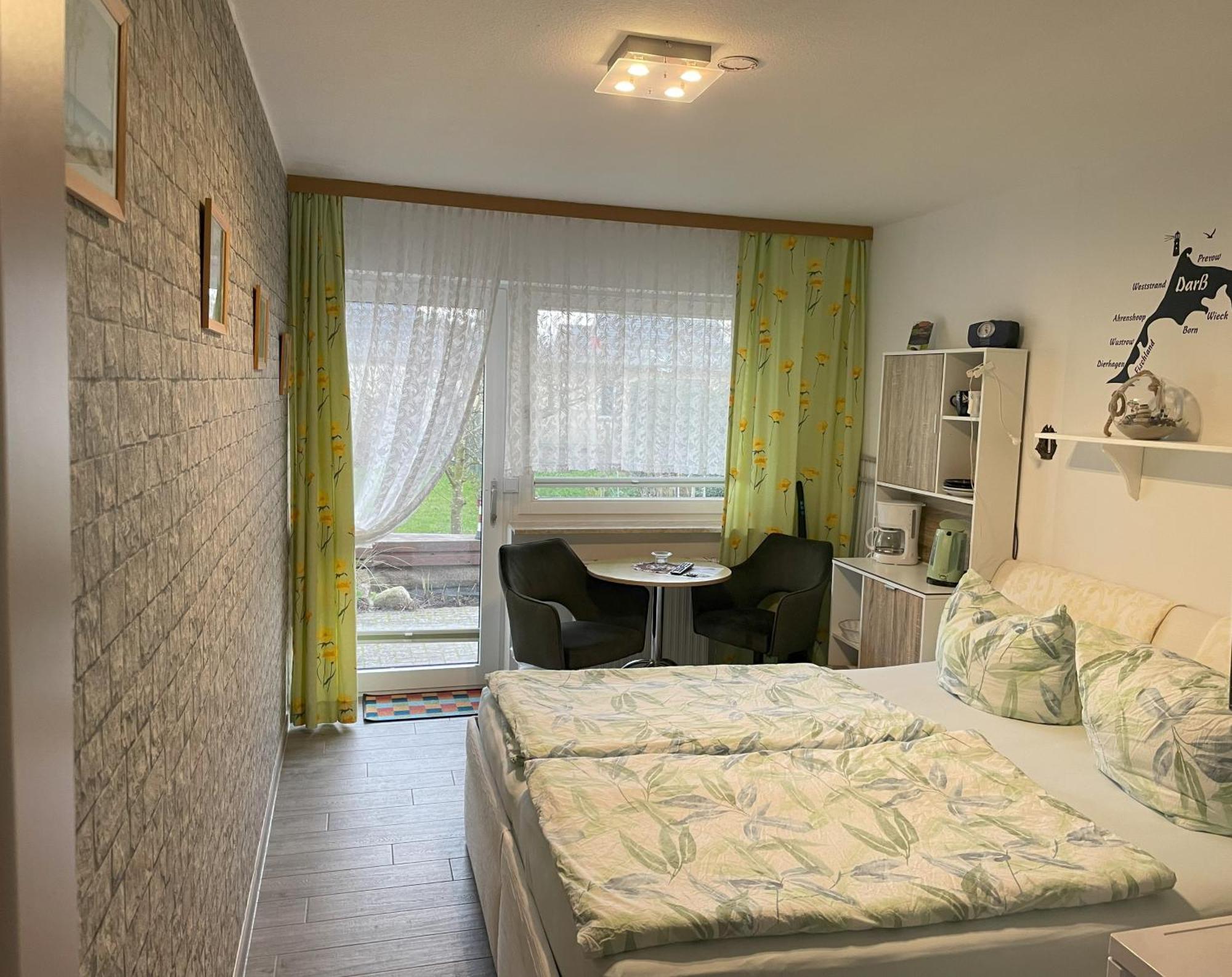 Zimmer In Hafennaehe Dierhagen Exterior photo